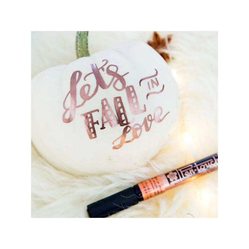 Sakura Pen-Touch lak filc, ekstra fini (0,7 mm) - bakar